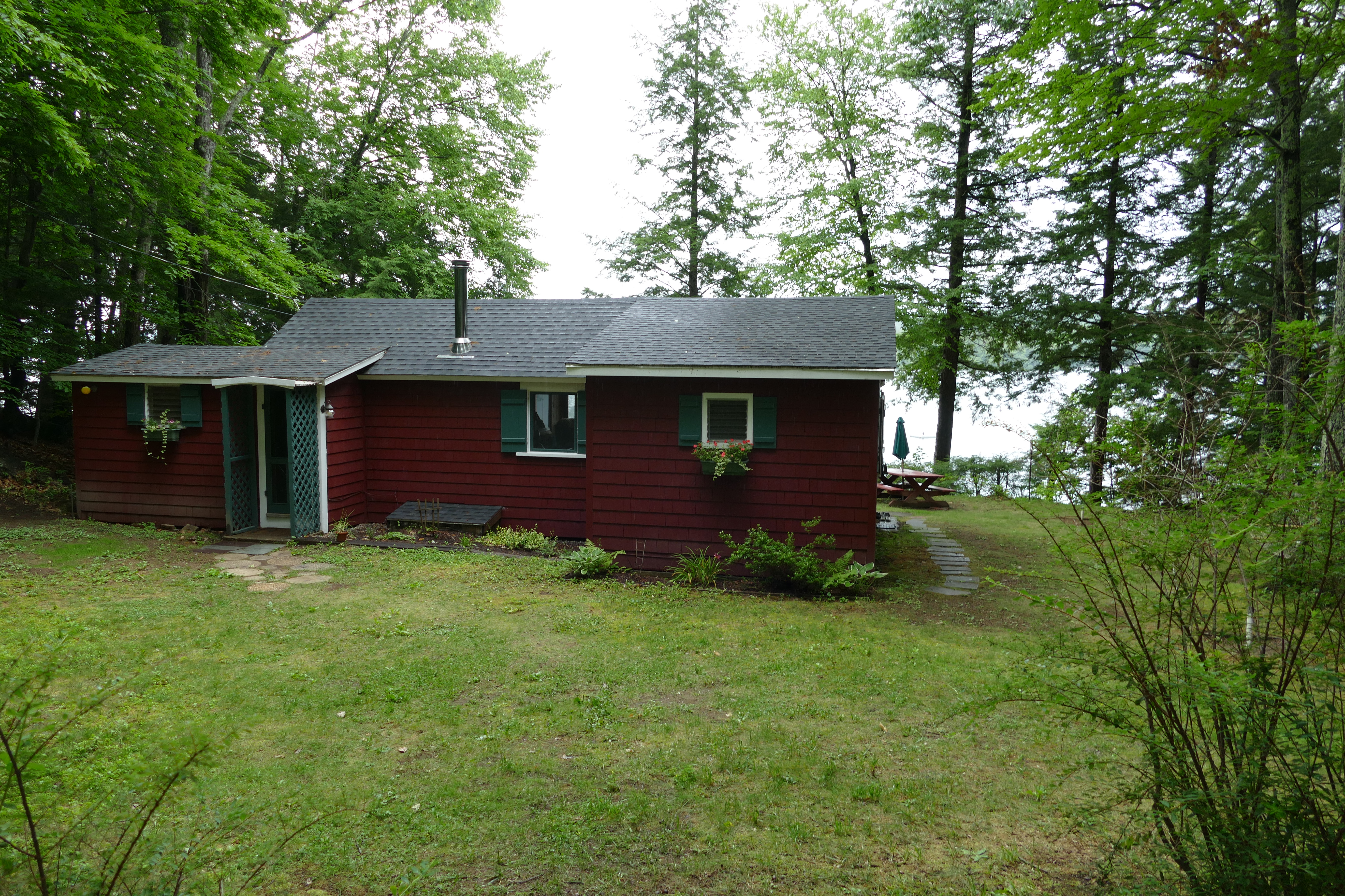 Hermit Lake, Sanbornton NH Waterfront homes for sale in NH